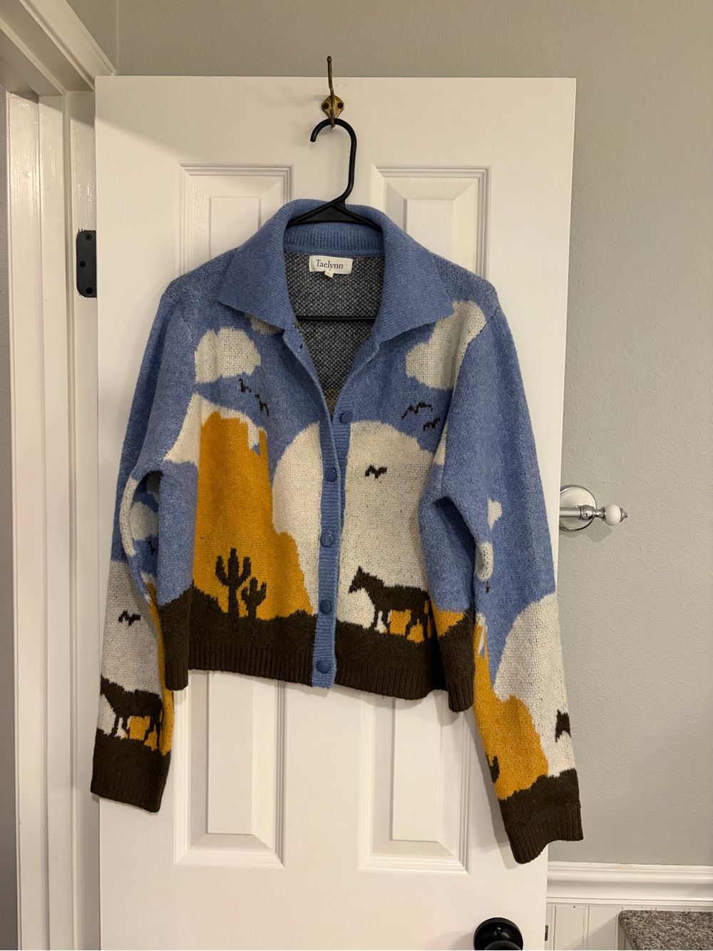 Taelynn Western Horse Cardigan Sweater Large - Picture 6 of 13